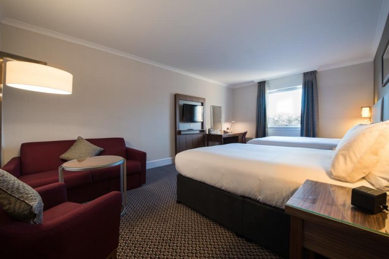 DoubleTree by Hilton Edinburgh Airport3 768x513