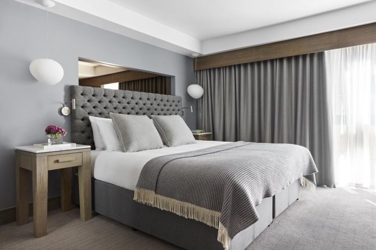 Kimpton Blythswood Square Hotel room2 768x512