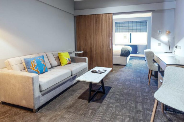 Sandman Signature Aberdeen Hotel Suite 2 768x508